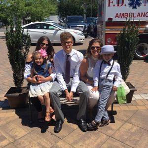 Meet your Posher, Angela